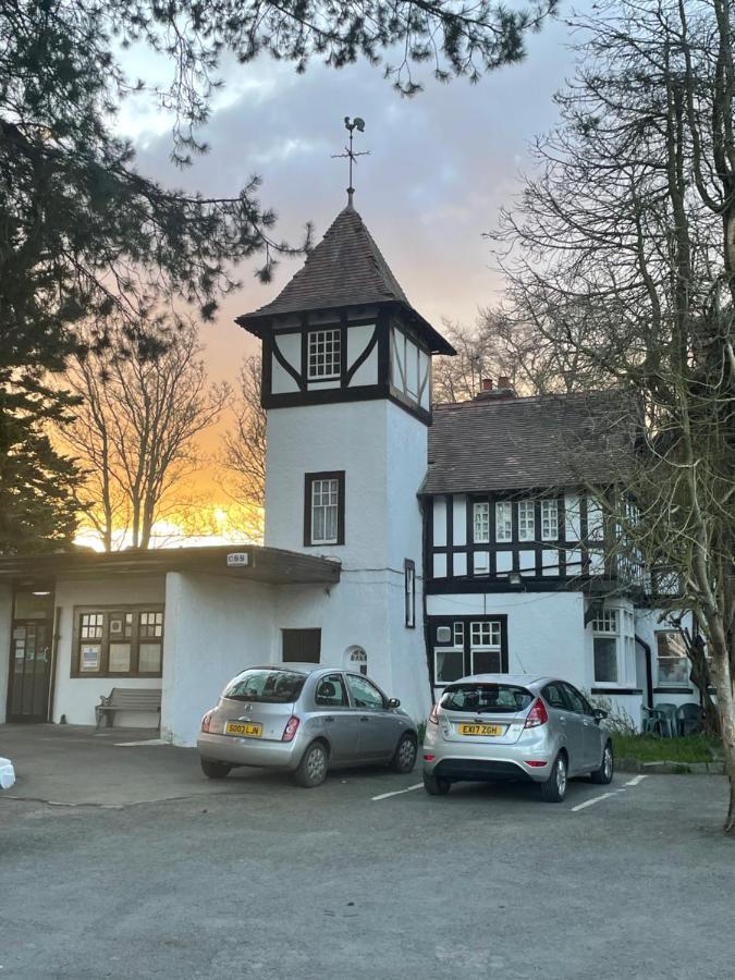 Navaar House Hotel Penicuik Bagian luar foto